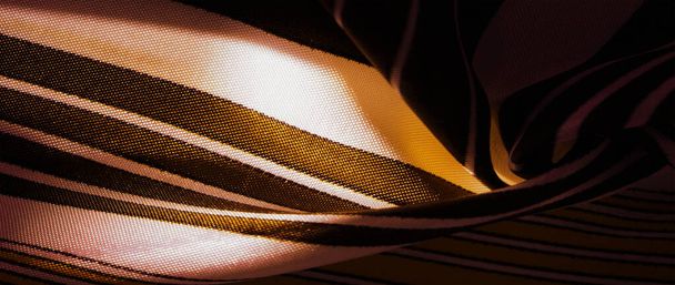 tessuto di seta con motivo a righe gialle. Poncho con motivi messicani. texture, sfondo - Foto, immagini