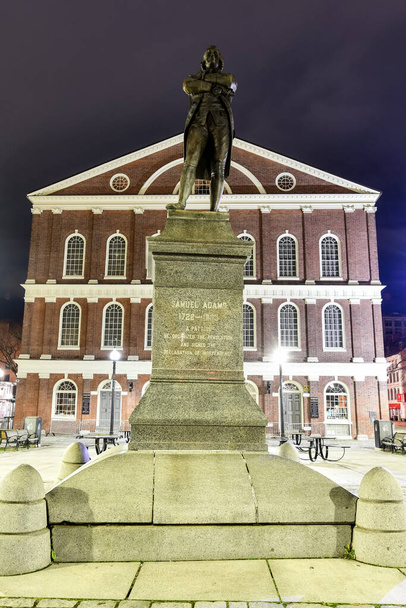 Samuel Adams heykeli Faneuil Hall, Boston, Massachusetts, ABD - Fotoğraf, Görsel