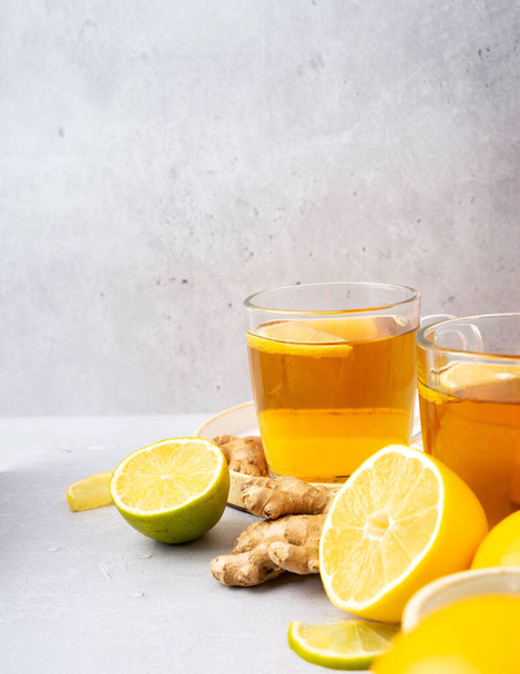 生姜、レモン、蜂蜜と熱いハーブティー - 写真・画像