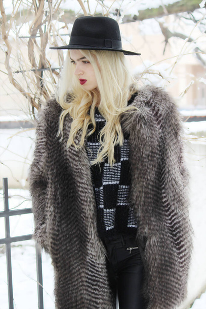 mulher moda neve inverno - Foto, Imagem