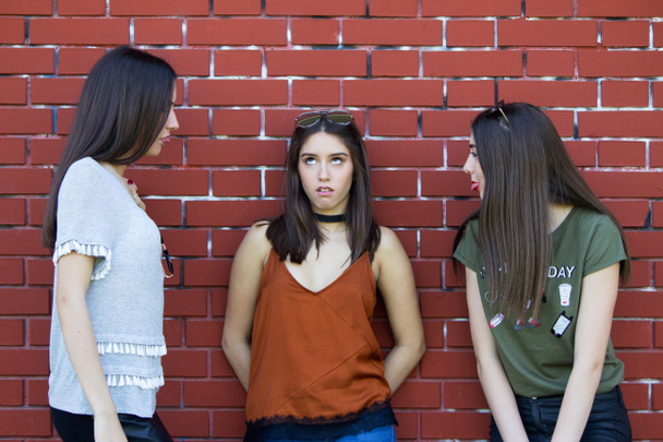 három lány barátok problémák - Fotó, kép
