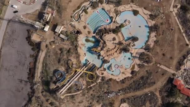 Fechado Parque Aquático Abandonado Vista aérea, Mar Morto, Visão Israelapocalíptica De Israel Closeed por 20 anos parque aquático, Vista Drone  - Filmagem, Vídeo