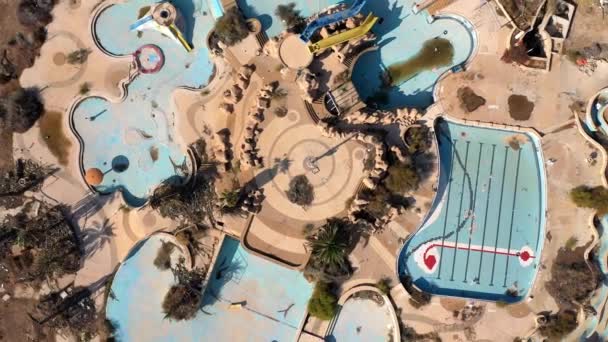 Закритий залишений водний парк Повітряний вид, Мертве море, ізраїльський Апокаліптичний зір з Ізраїлю Закриття протягом 20 років водний парк, Drone вид  - Кадри, відео