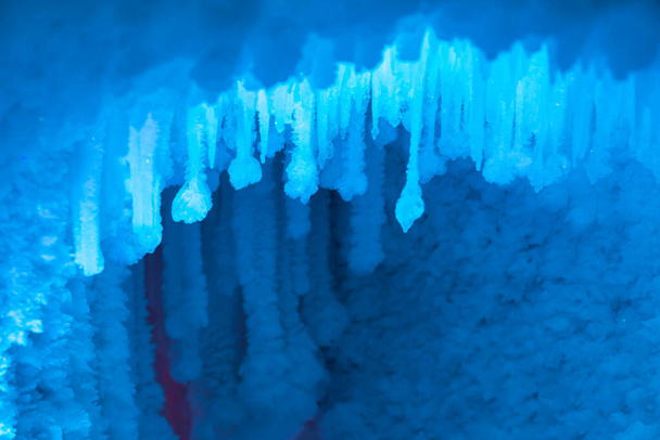 Wannian buz mağarası, Shanxi Eyaleti, Çin  - Fotoğraf, Görsel