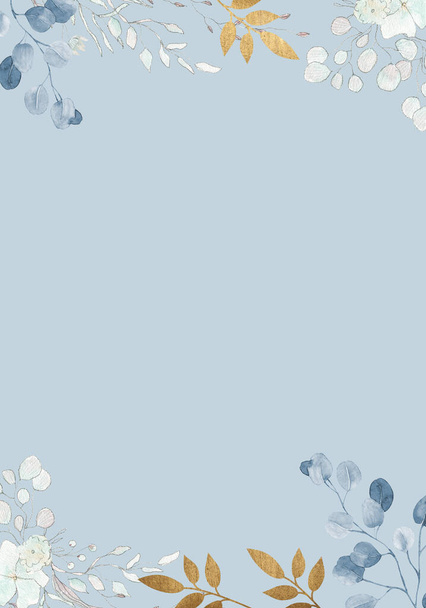Hojas de acuarela pálida y flores sobre fondo azul bebé - pancarta vertical de diseño botánico. Acuarela floral pastel, estilo vintage - Foto, Imagen