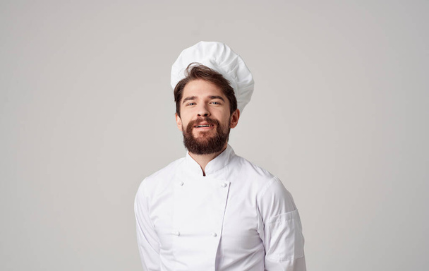 Kuchař Cook čepice emoce profesionálové studio šedé pozadí - Fotografie, Obrázek