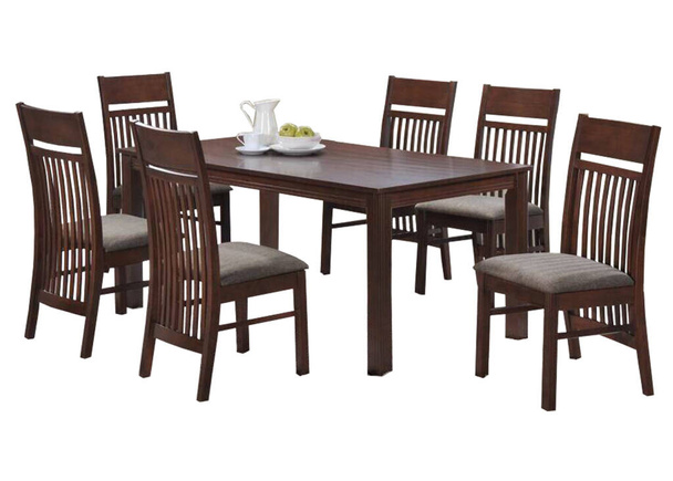 Jídelní stůl a židle izolované na bílém pozadí. Luxusní a moderní jídelní stůl sady v různých stylech a velikostech. Kamenný stůl top, tvrzené sklo, dřevěný stůl top a pohodlné jídelní židle. - Fotografie, Obrázek