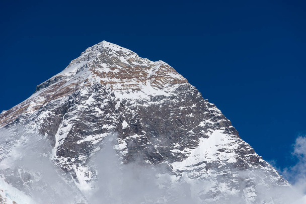 Everest mountain peak, highest peak in the world view from Kalapattar view point, Himalayas mountain, Nepal, Asia - 写真・画像
