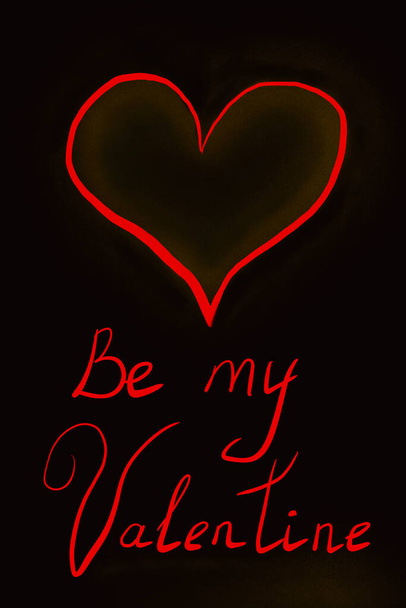 black valentine card with red heart and the inscription be my - Zdjęcie, obraz