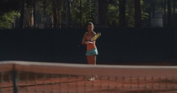 Nappal teniszező sportolók   - Felvétel, videó