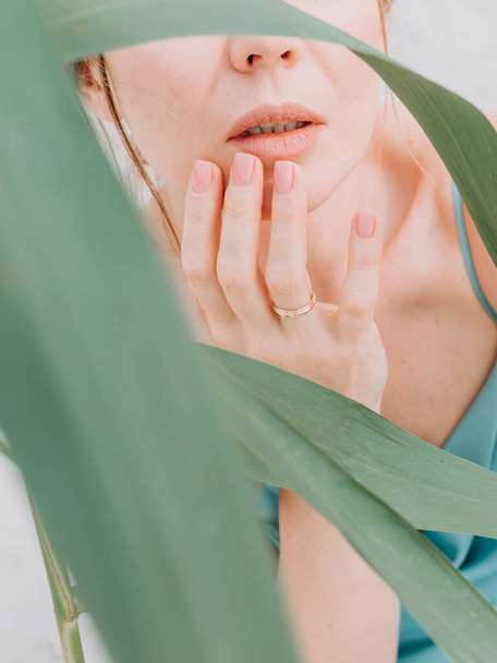 woman advertise lipstick clean face and healthy skin plan - Φωτογραφία, εικόνα