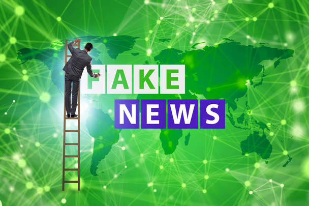 Fake news käsite tiedon manipulointi käsite - Valokuva, kuva