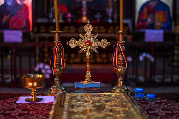 Imagem de uma cruz Igreja Ortodoxa para uma cerimônia de missa. - Foto, Imagem