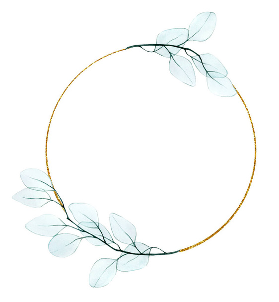 Золотая круглая рамка с прозрачными акварельными листьями эвкалипта. винтажный дизайн для свадьбы, поздравительная открытка, приглашение. нежная акварель - Фото, изображение