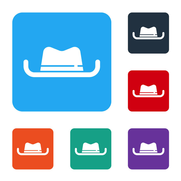 Valkoinen länsimainen cowboy hattu kuvake eristetty valkoisella taustalla. Aseta kuvakkeet värillisiin neliön painikkeisiin. Vektori. - Vektori, kuva