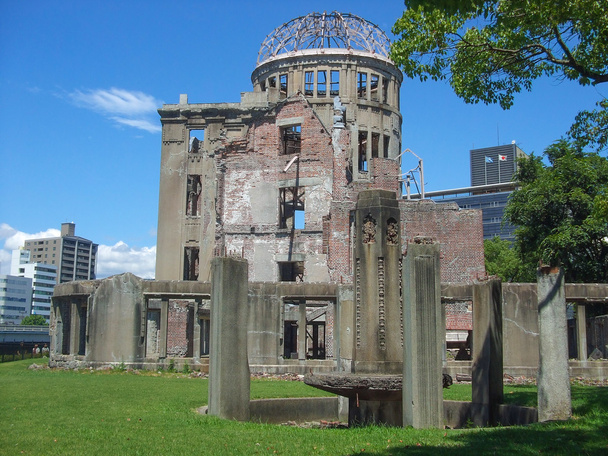 Dôme de la bombe atomique à Hiroshima
 - Photo, image