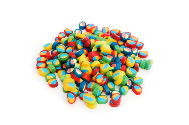 barevné sladkosti izolovaných na bílém pozadí - Fotografie, Obrázek