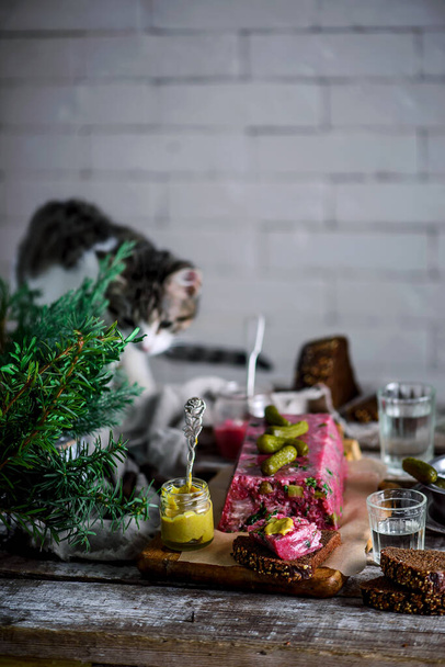 Pork, beetroot, and horseradish terrine style rustic. selective focus - Foto, Bild