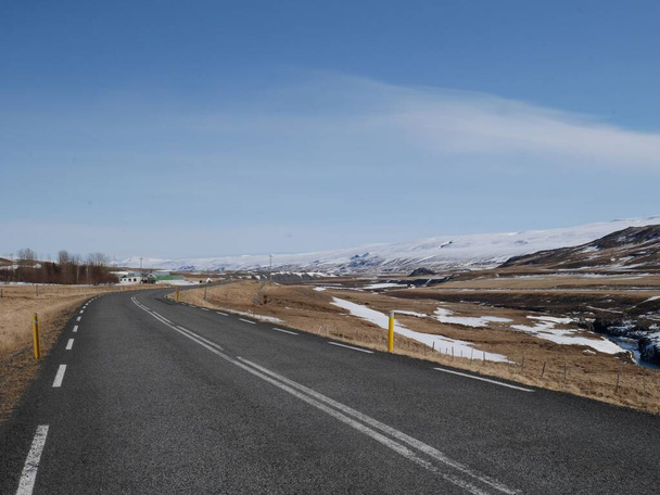 mountain road landscape in Iceland - Zdjęcie, obraz