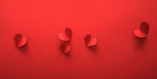 Valentine's Day banners, herats paper art style on red paper - Foto, Imagem