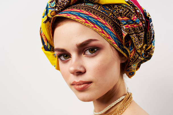 pretty woman decoration oriental clothing multicolored turban fashion makeup - Foto, Imagem