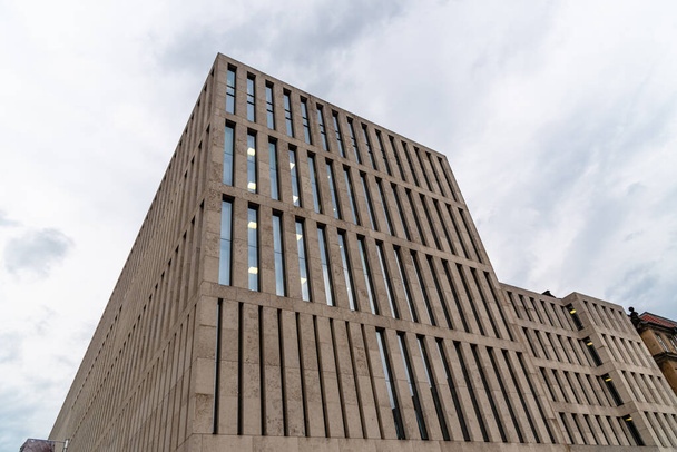 ベルリン・フンボルト大学の近代建築図書館 - 写真・画像