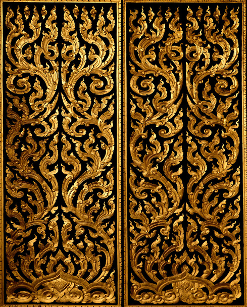 μοτίβο χρυσή χαράξτε παραδοσιακό ταϊλανδέζικο στιλ - Φωτογραφία, εικόνα