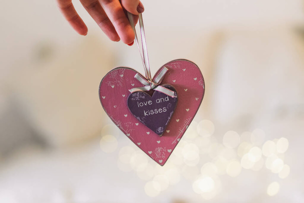 Biglietto di Giorno di San Valentino con testo - Amore e baci. Il concetto di amore e San Valentino. - Foto, immagini