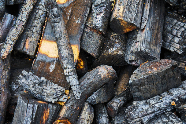 Burnt pieces of wood, abstract background - Foto, Bild