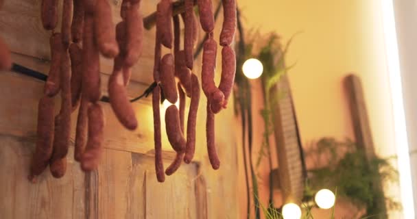 Sasuages y carne tradicional en la boda - Metraje, vídeo