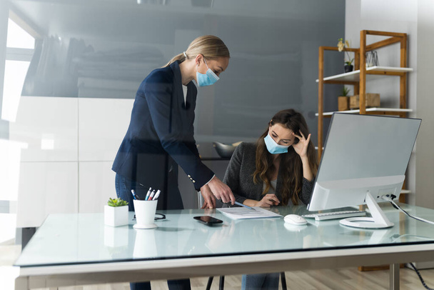 Business Employees Social Distancing With Face Mask In Office - Φωτογραφία, εικόνα