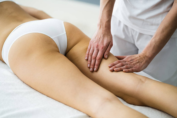 Thigh Cellulite Soothing Shiatsu Aroma Massage And Care - Photo, Image