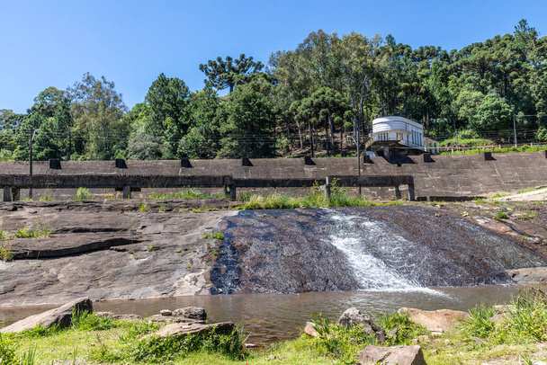 Salto dam with forest and rocks, Sao Francisco de Paula, Rio Grande do Sul,ブラジル - 写真・画像