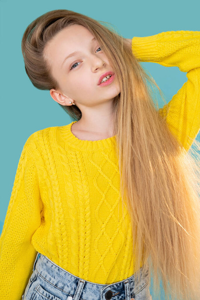 kids fashion casual look confident girl yellow - 写真・画像