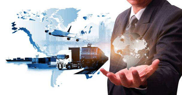 Dünya lojistik geçmişi veya ulaşım sektörü veya nakliye sektörü, konteyner sevkiyatı, kamyon teslimatı, uçak, ithalat ihracat kavramı - Fotoğraf, Görsel