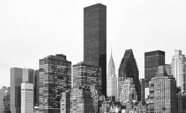 Imagem em preto e branco do horizonte do lado leste da cidade de Nova Iorque, EUA. - Foto, Imagem