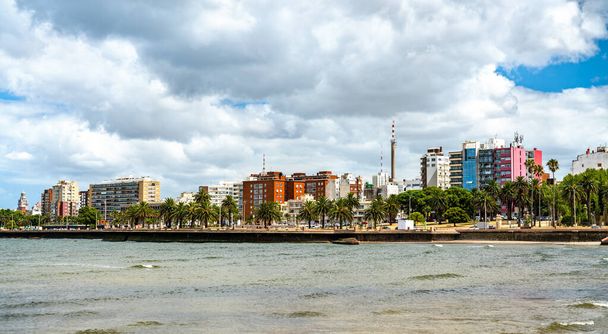 Montevideo égboltja, Uruguay fővárosa - Fotó, kép