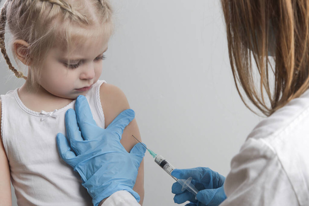 Children vaccination. Healthcare and medical concept. Immunization program from infectious diseases. - Foto, immagini