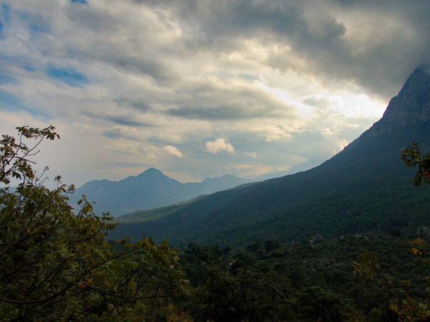 paisagem de famouns área de escalada em torno de geyinbayiri em peru - Foto, Imagem