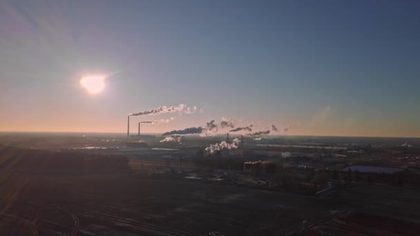 Légi felvétel a drón csövek gyárak és gyárak - Felvétel, videó