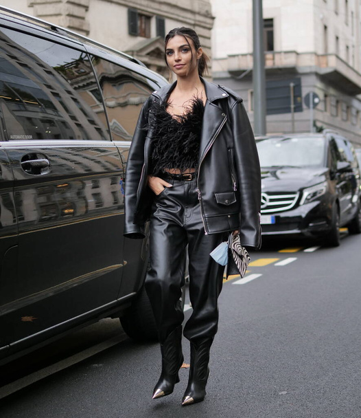 Special guest Nicole Mazzocato street style outfit before Hugo Boss fashion show during Milan Fashion Week Fall/Winter 2020/2021 collections. - Fotoğraf, Görsel