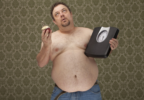 sobrepeso macho celebración escamas se pregunta si debe comer el cupc
 - Foto, imagen