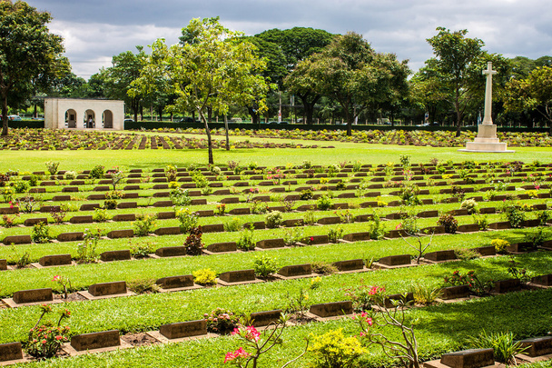 Kanchanaburi War Cemetery - Foto, afbeelding