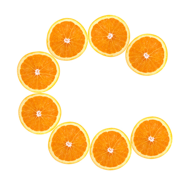 C rebanada de naranja aislada sobre fondo blanco
 - Foto, Imagen