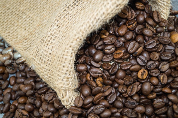 some roasted Coffee beans - Фото, зображення