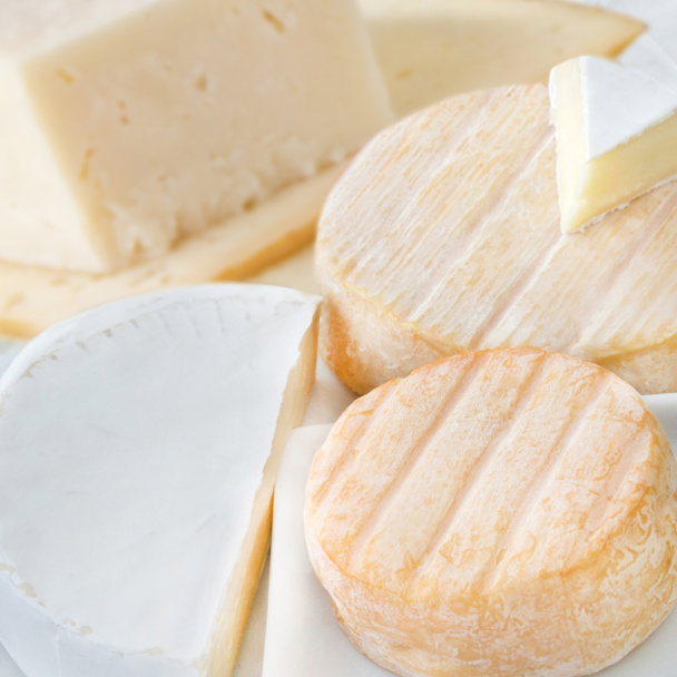 Különféle sajtok. - Fotó, kép