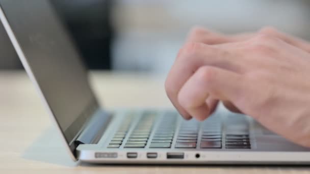 Close up of Hands Typing on Laptop, Side View - Felvétel, videó