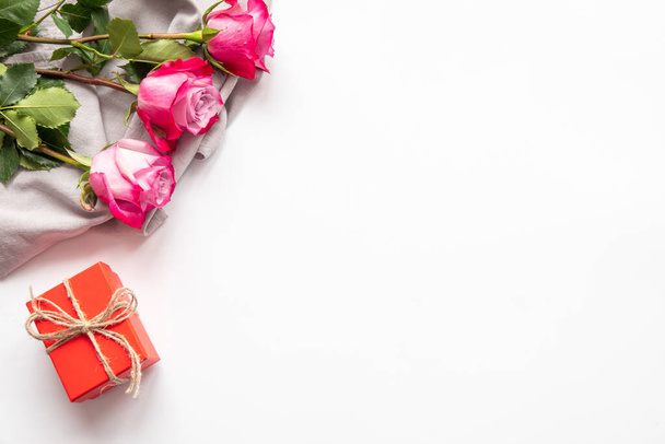 Valentines Day background with hearts and flower - Zdjęcie, obraz