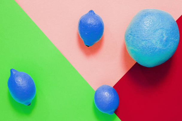 easter eggs on a blue background - Foto, afbeelding