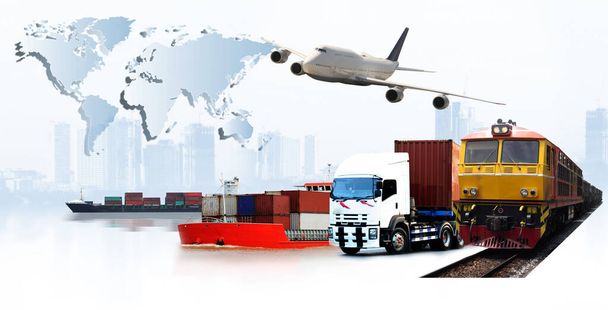 Transport, importation-exportation et concept logistique, camion porte-conteneurs, navire dans le port et avion cargo dans le transport et l'importation-exportation logistique commerciale, industrie du transport commercial  - Photo, image